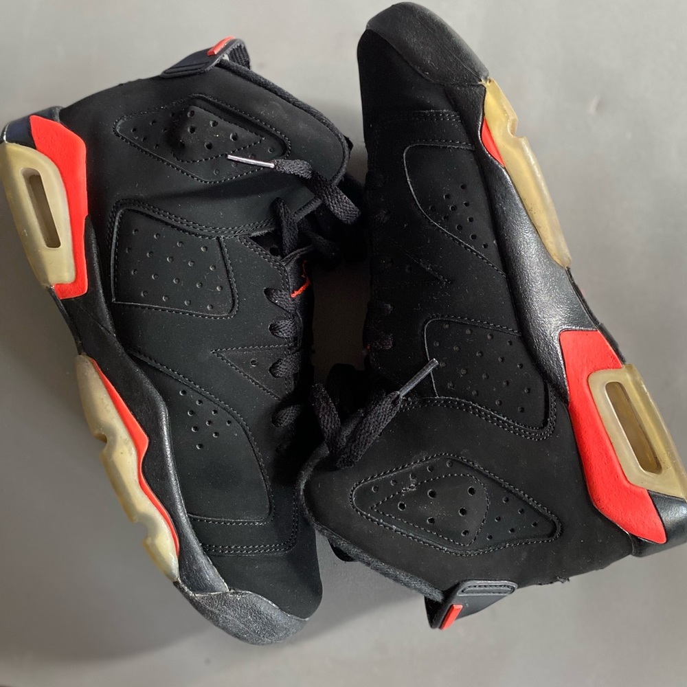 RETRO JORDAN 6 (BIG KIDS) - Picture 4 of 5